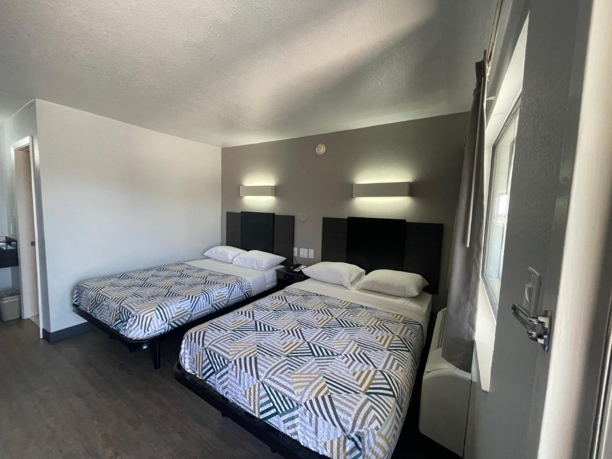 Motel 6 Denton, Tx - Unt Εξωτερικό φωτογραφία